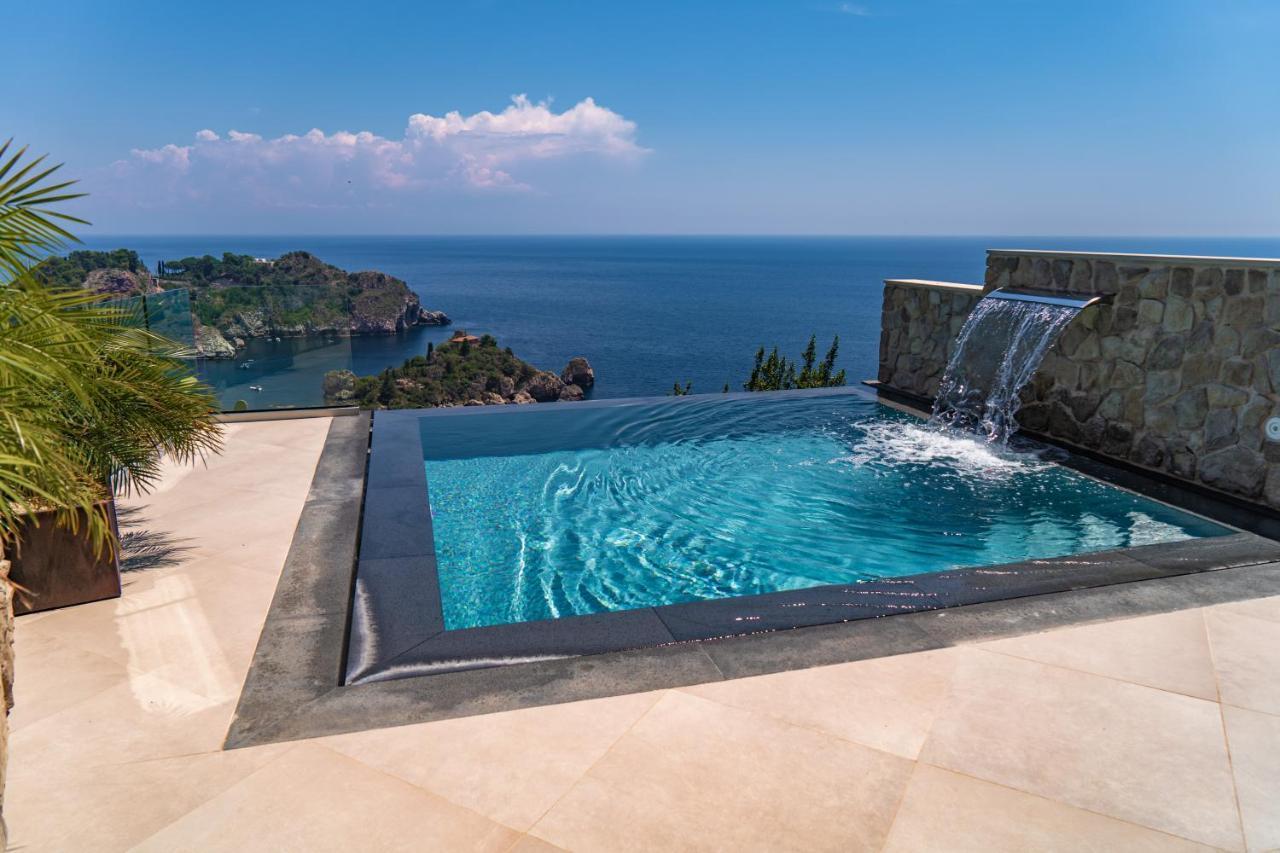 Isola Bella Infinity Suites Taormina Exterior photo